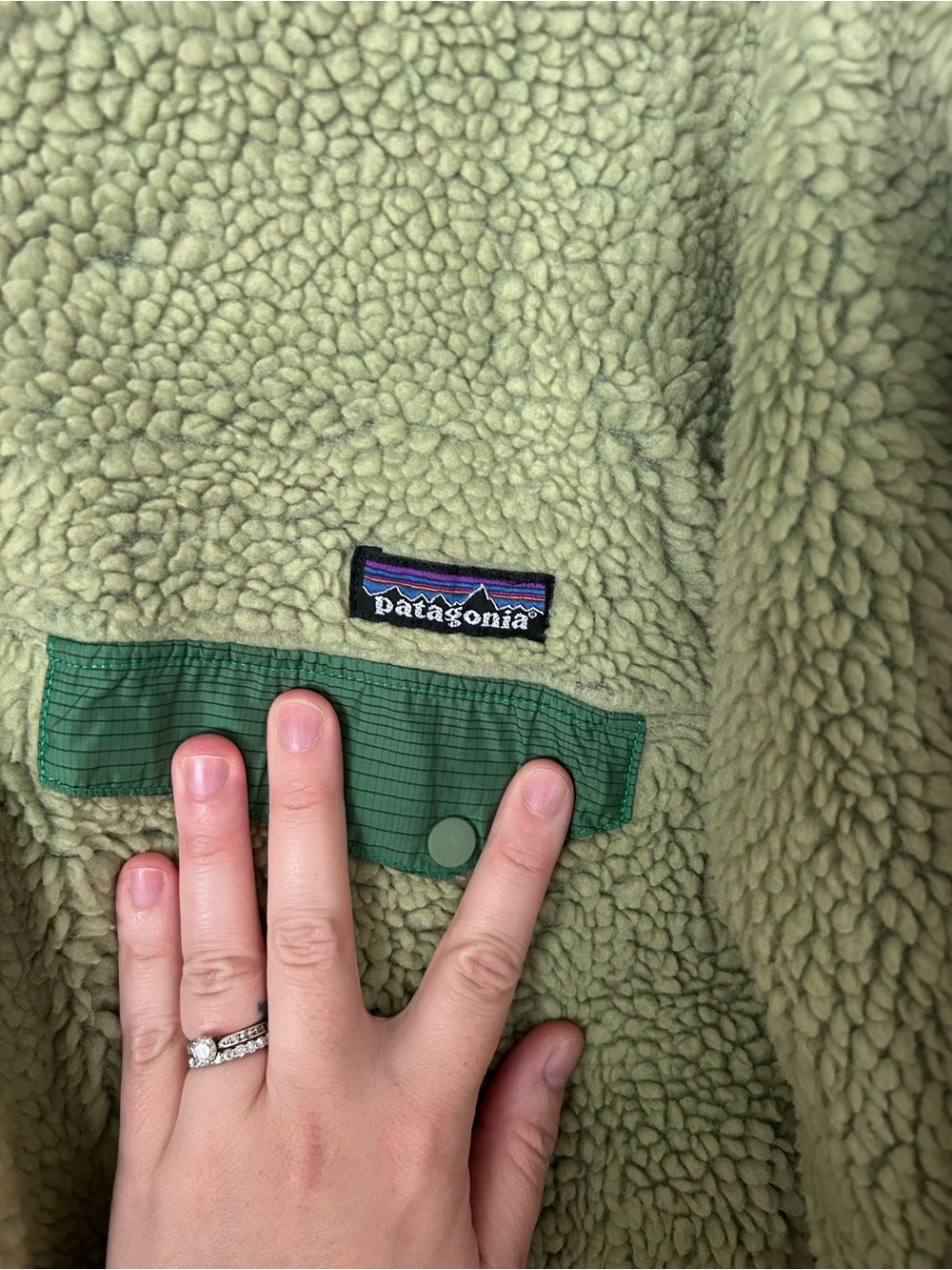 The Patagonia Reversible Glissade Snap-T Pullover 2007 Loren/Vine Green Medium - Picture 4 of 8